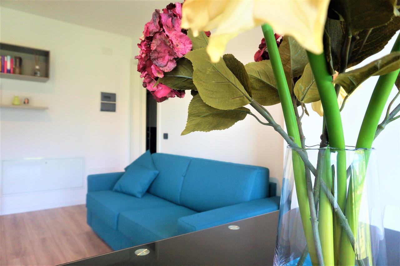 Apartament Deluxe Mayde Apartamento Riva del Garda Exterior foto