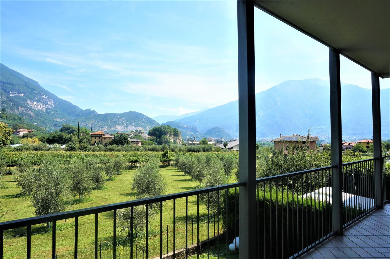 Apartament Deluxe Mayde Apartamento Riva del Garda Exterior foto